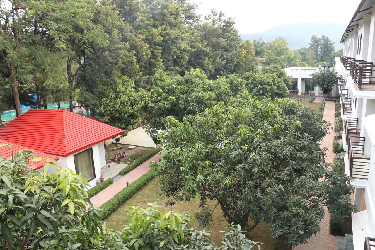 Atulya Resorts Ramnagar  Bagian luar foto